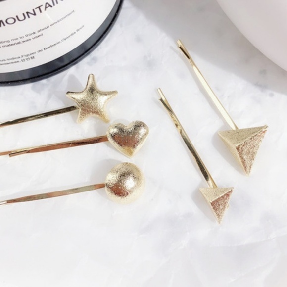 Holiday Gold Hair Clips Geometric Star Hearts Gold Shimmer Hair Clips Set of 5! - Picture 4 of 7